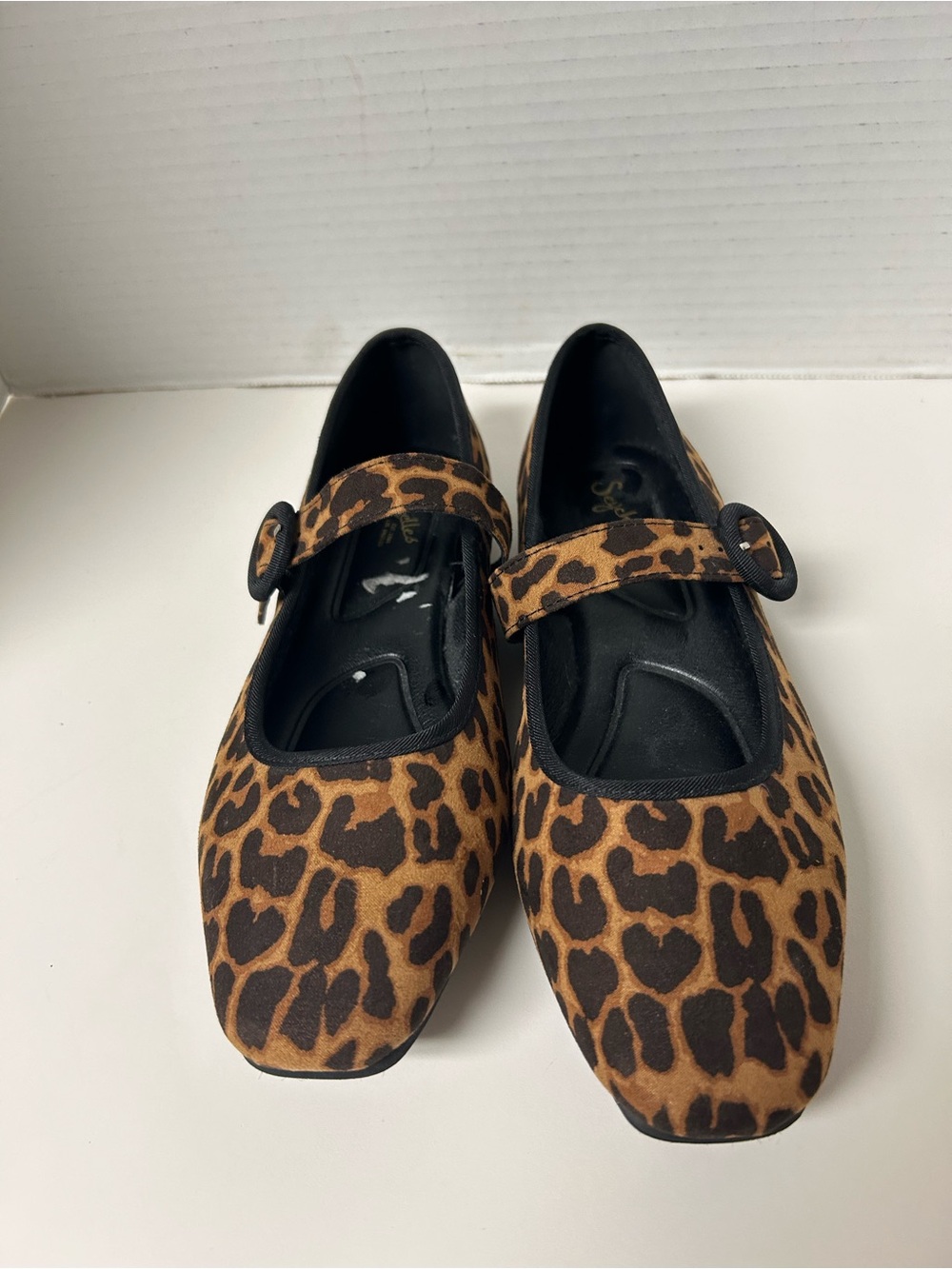 New Seychelles Evelyn Leopard Mary Jane Flats Loafers Balletcore Artsy Fall Sz 6